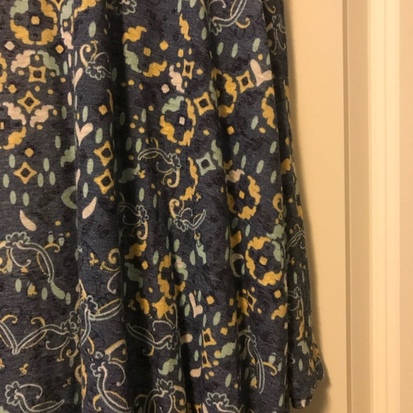 Lularoe Sarah, L - Picture 8 of 9